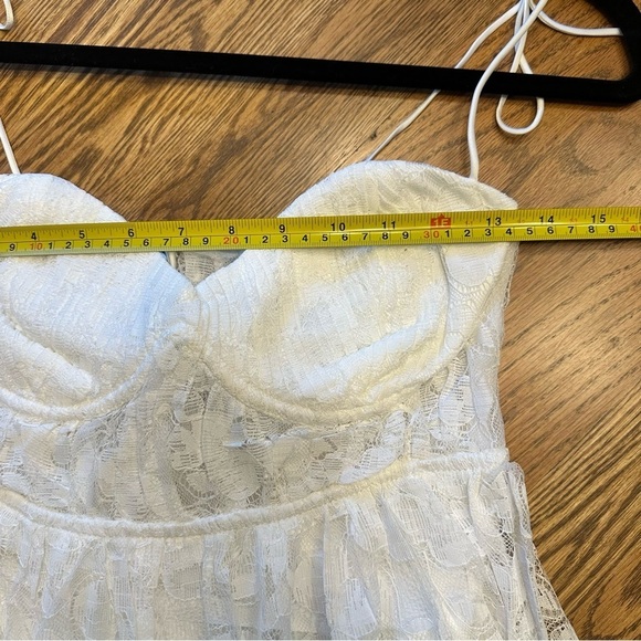 NWT For Love & Lemons Lorena Maxi Dress in White Lace Size Medium Bridal Wedding - Picture 12 of 13